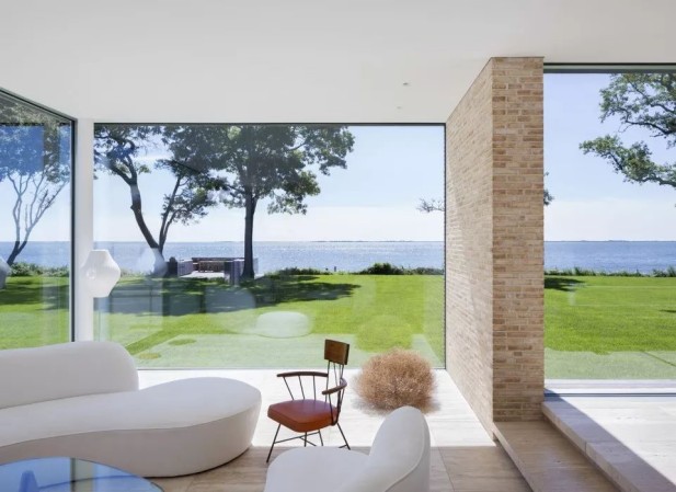 亞材門窗：唯靜，才現(xiàn)生活之大美